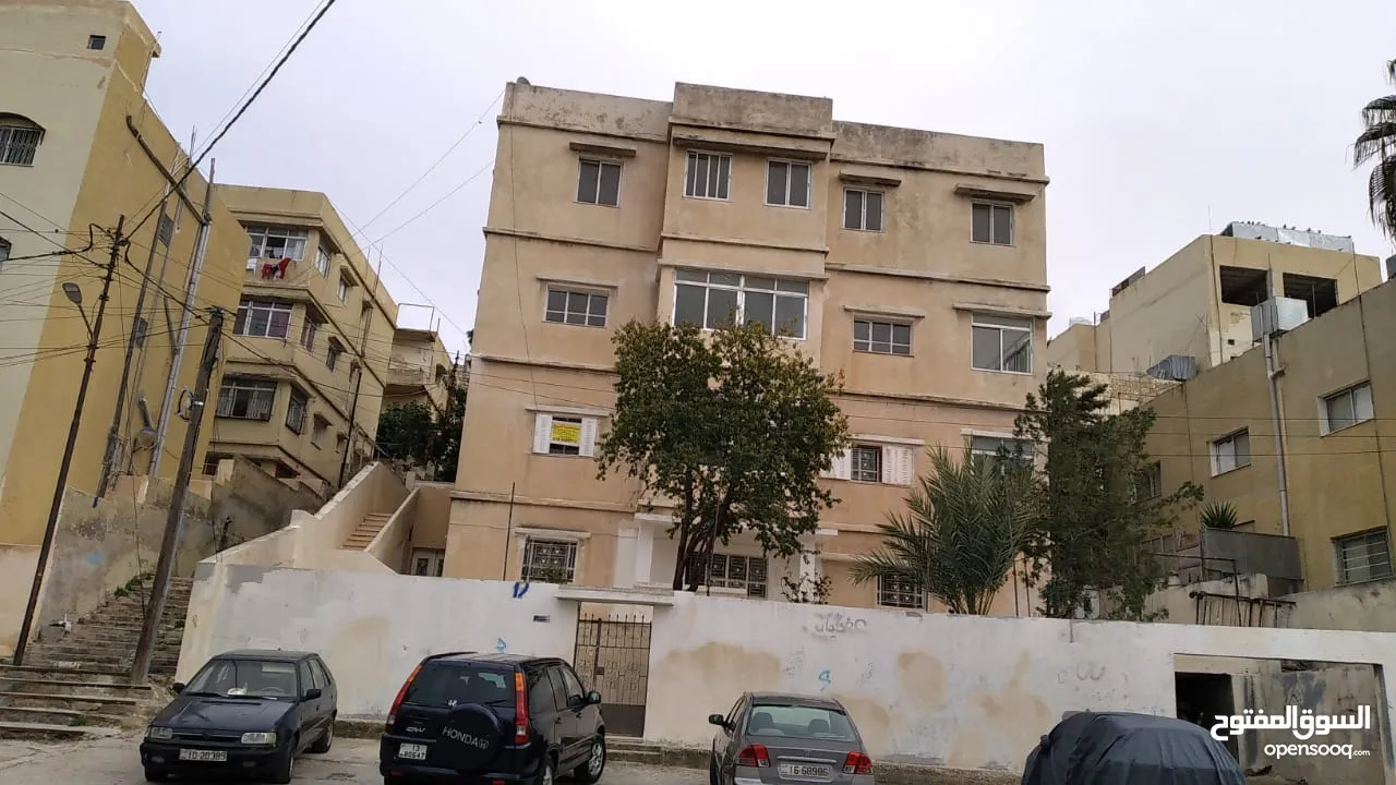عماره 4 شقق 4طوابق في جبل الاشرفيه/حي الارمن للبيع بسعر مغري