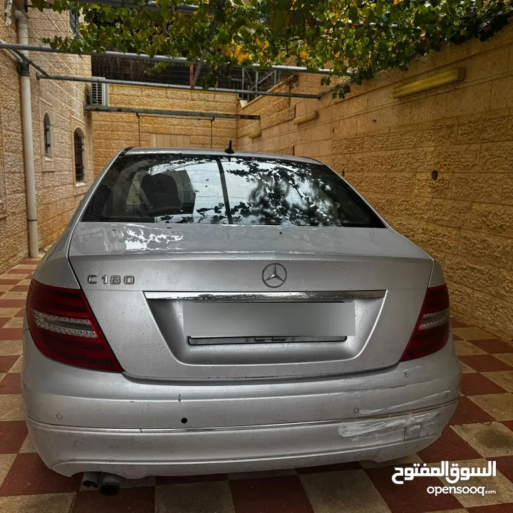 سيارة مرسيدس للبيع