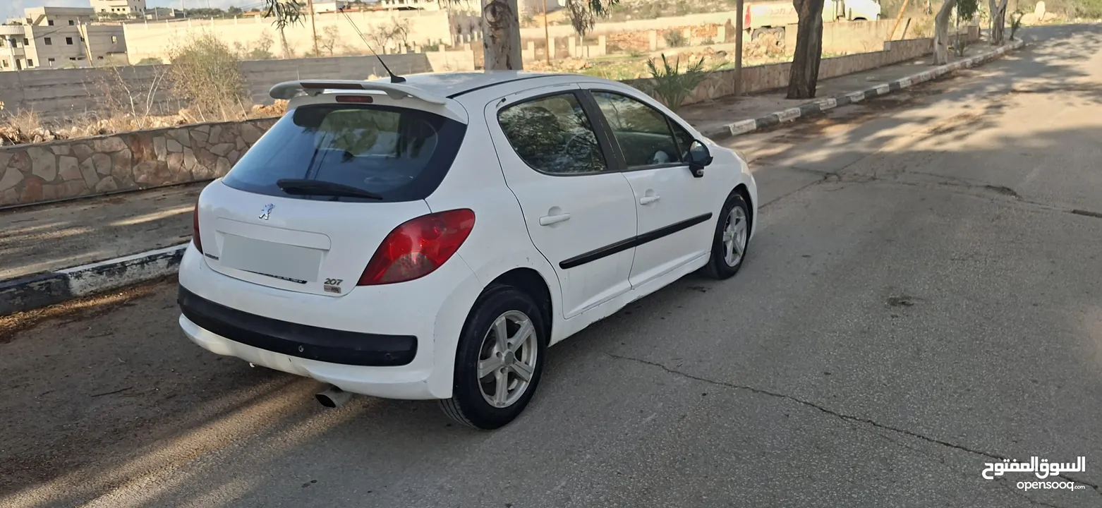 بيجو 207موديل 2009_اتومتيك _ماتور 1600-بنزين اصل برايفت _فحص الف صلاة النبي نظيفة من الاخر