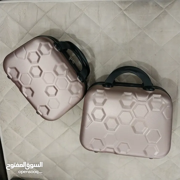حقائب صندوق بحال الوكالة
