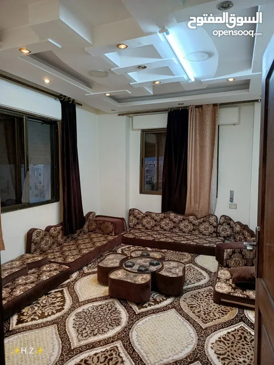 شقة مميزة للبيع بسعر مميز وبموقع حيوي وقريب من جميع الخدمات