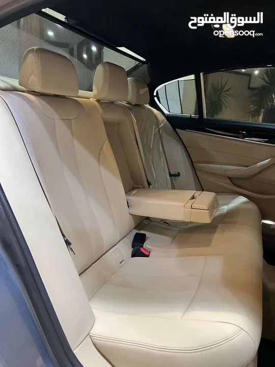 BMW 530i 2017 وارد شركه ابو خضر مالك اول فحص كامل بحاله الوكاله