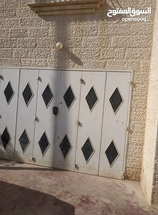 مخزن للايجار 2013