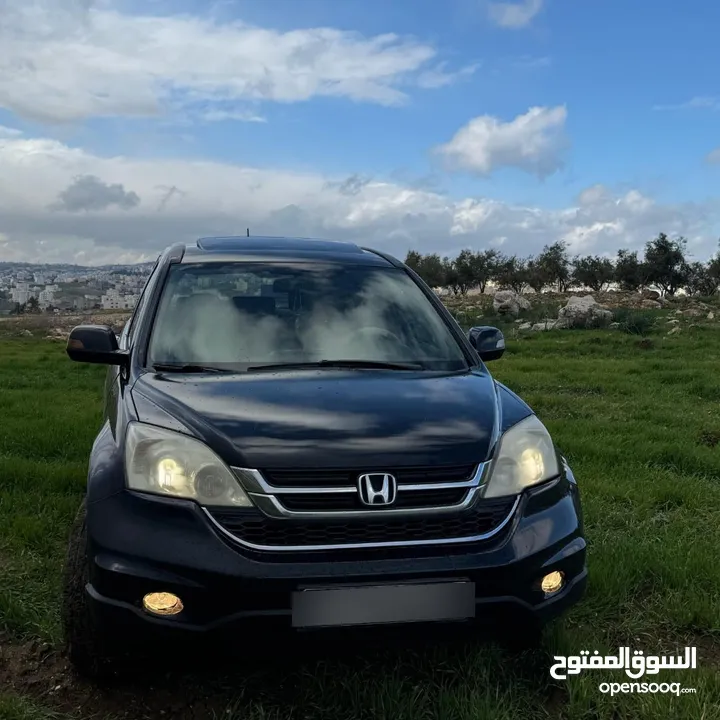 4جيد 2011 Honda cr-v هوندا سي ار في