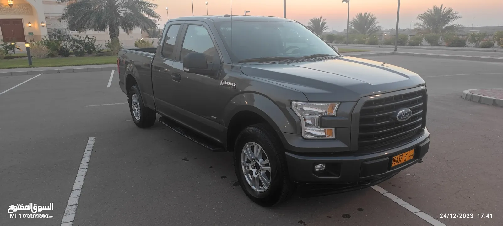 فورد F-150 باب ونصف