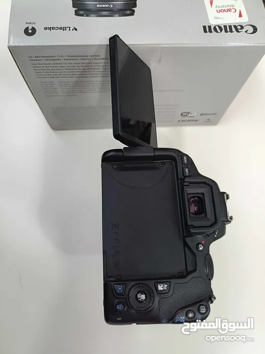 Canon 250D +lens 18-55lll