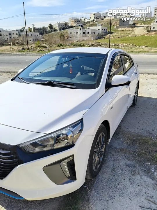 هيونداي ايونيك 2018 فحص للبيع لون ابيض جمرك2022 مالك واحد في الاردن