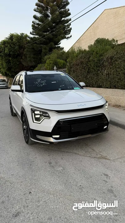 كيا نيرو هايبرد بالمواصفات الفخمه جدا