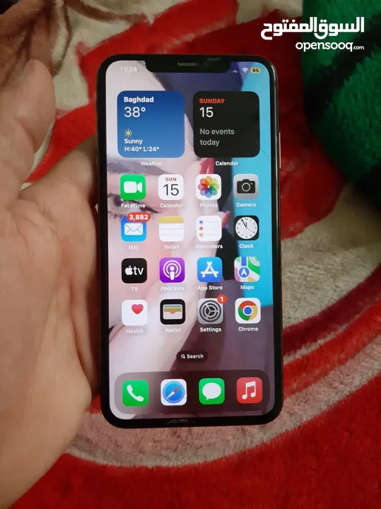 ايفون xs max 256 ذهبي