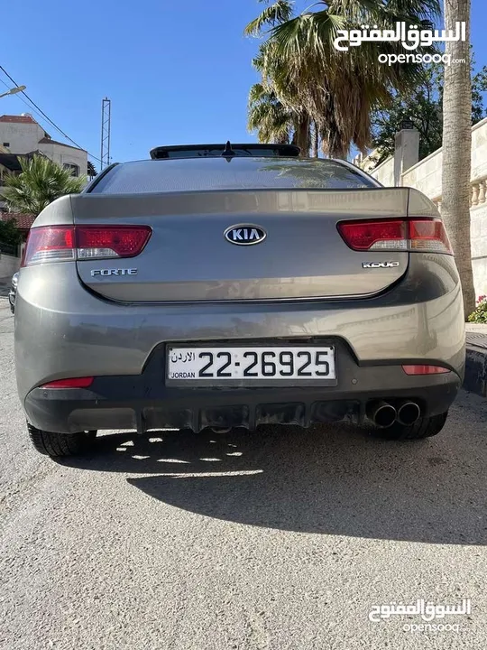 Kia forte koup full music model 2010