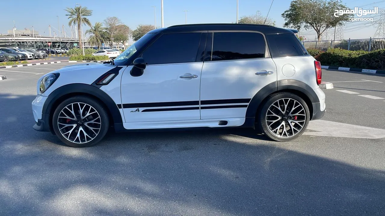 2016 MINI COUNTRY MAN JOHN COOPER WORK GCC BEAUTIFUL