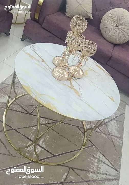 طقم كنب 7 مقاعد مع طاولات مع برداية وكالة