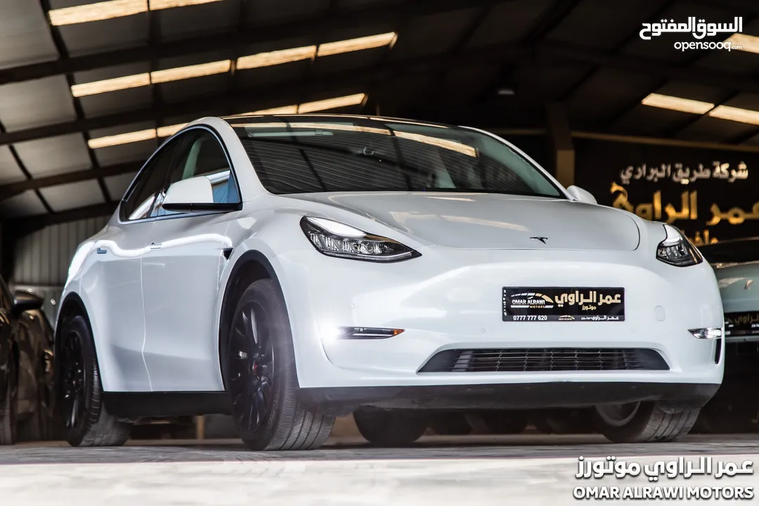 Tesla Model Y 2022 Long range Awd Dual motor
