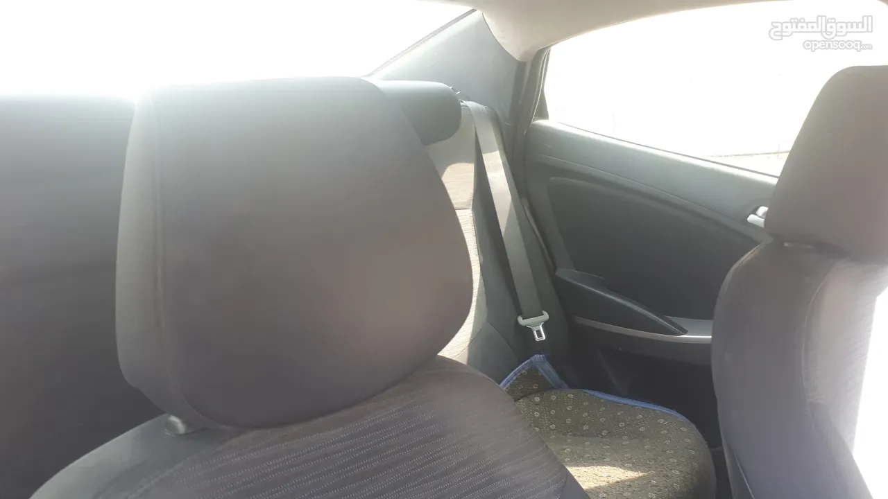 هونداي اكسنت للبيع