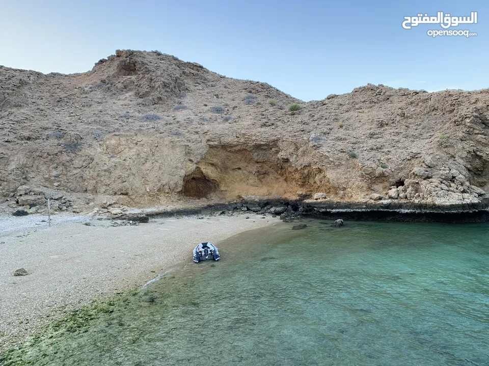 قارب مطاطي مع المكينة ياماها inflatable boat