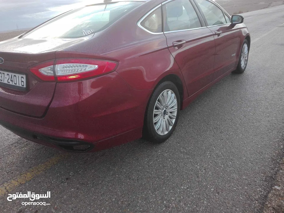 فورد فيوجن 2015 مواصفات عاليه امريكيه للبيع