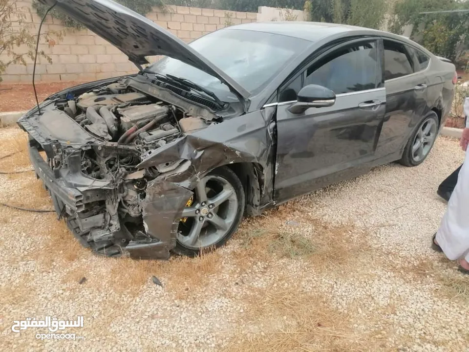 نشتري السيارات المضروبه والكهربائيه والهايبرد  بأفضل الاسعار