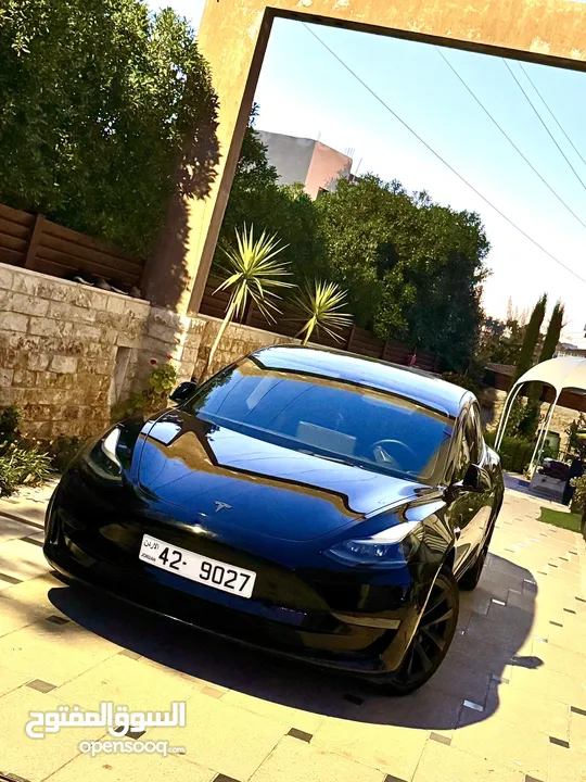 Tesla model 3 Black Edition