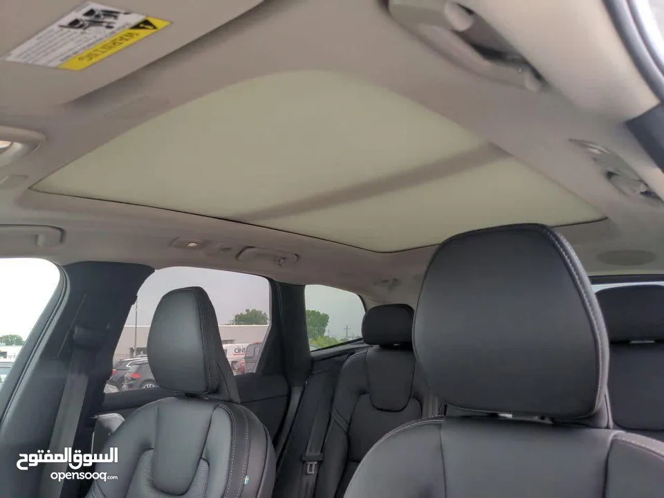 فولفو XC60 بحال الوكاله نظيف جدا-