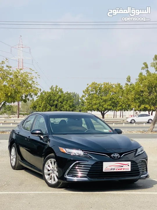 TOYOTA CAMRY LE 2018 السيارة جاهزه إلا ستخدام