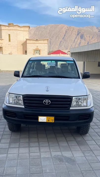 لاندكروزر GX 2003 من النوادر.