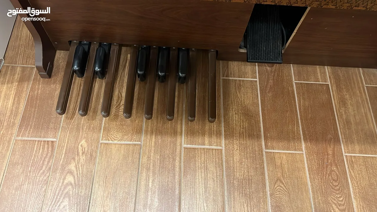 بيانو كواي فنتج للبيع (عمر اكثر من 30 سنة)   Kawai vintage piano for sale (30+ years old)