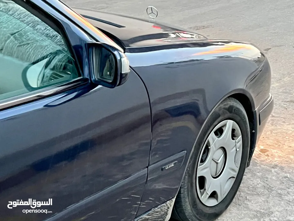 •°•..  بسم  لله ماشاء الله  ..•°•  الـنوع : Mercedes Benz   الفــئة :     E 200  اللـون :    ازرق حب