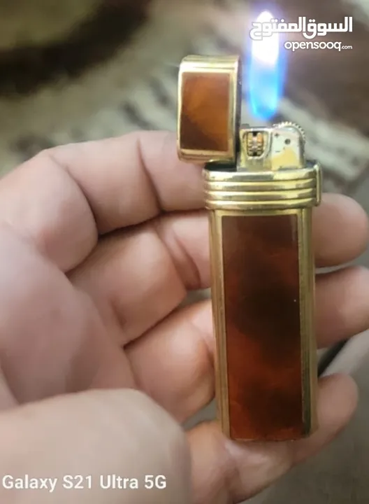 قداحة كريستيان ديور بحالة ممتازه