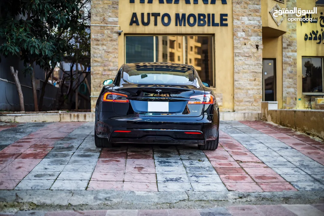 Tesla Model S-PLAID 1020hp مديل 2021 بحاله الوكاله من الداخل والخارج