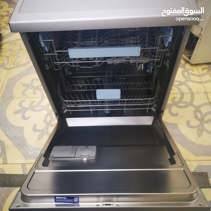 Dishwasher for sale.