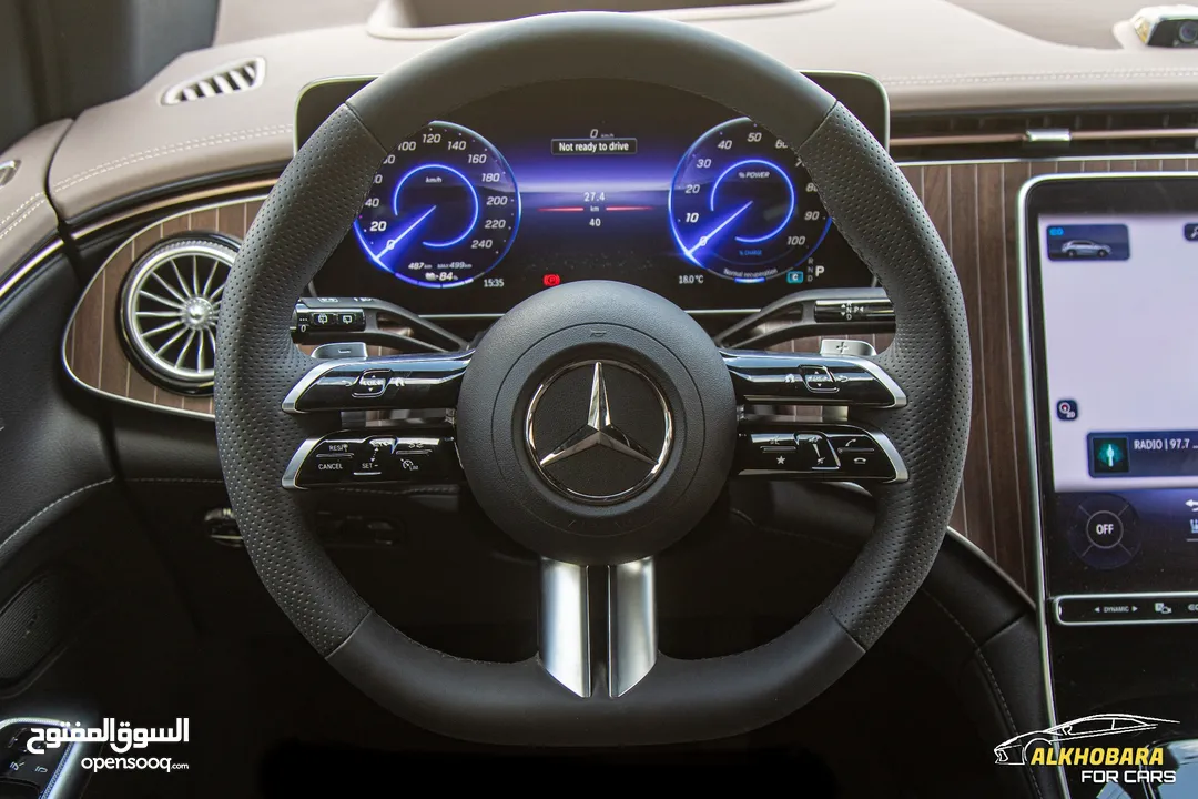 الان لدى معرض الخبراء لتجارة السيارات   Mercedes EQE350 Suv 2024 4matic
