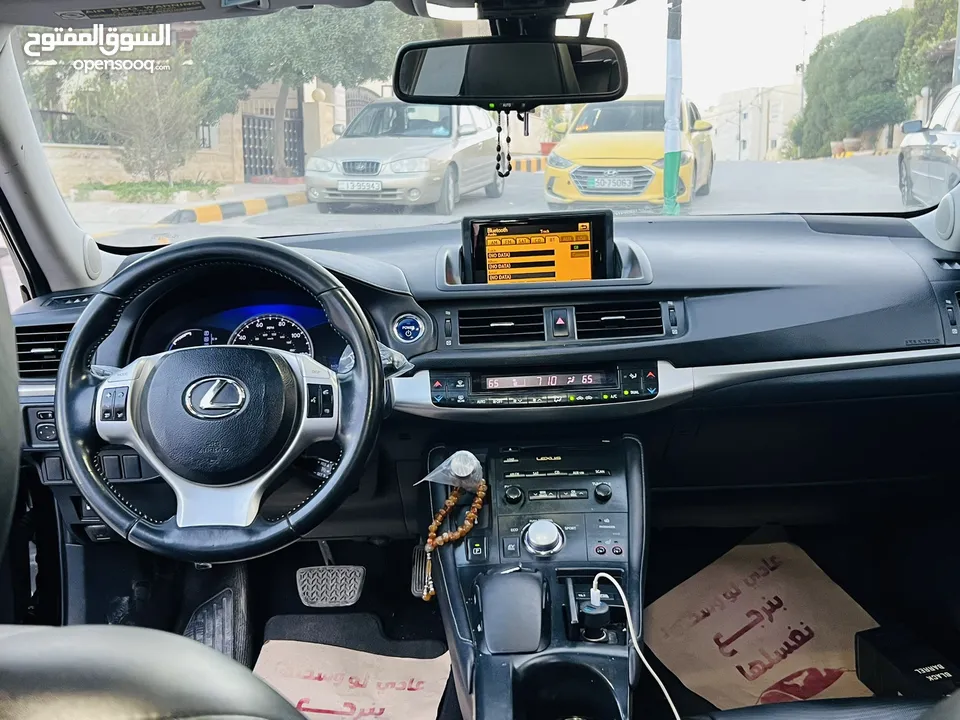 Lexus ct200 للبيع