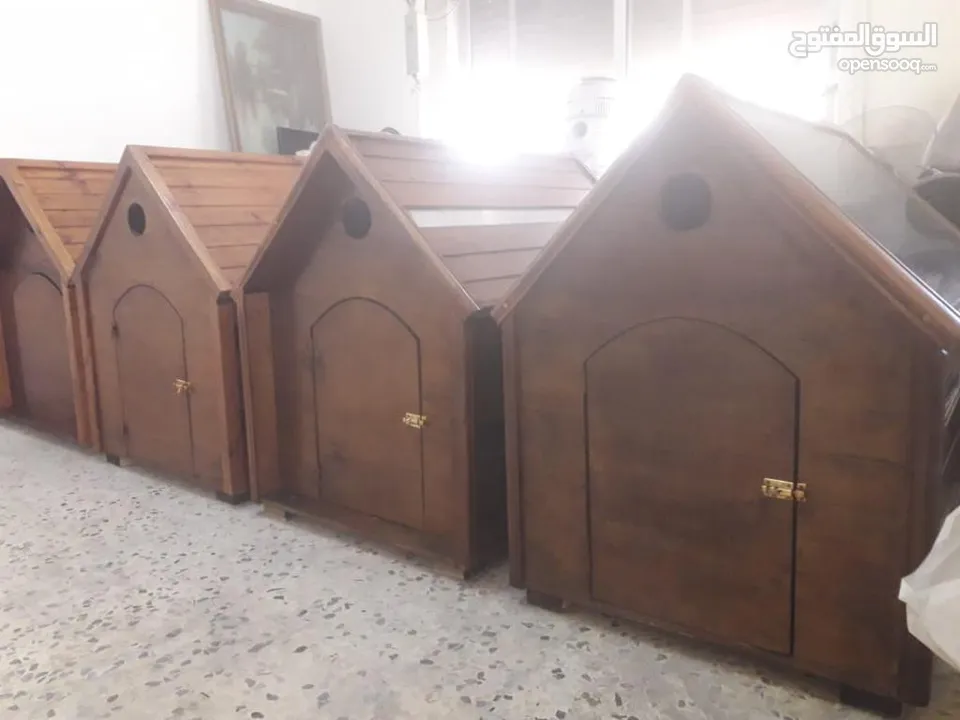 بيوت كلاب خشب لاتيه ملبس خشب سويد معزول من الحرارة والشتاء 120 عمق 80 عرض 115 ارتفاع