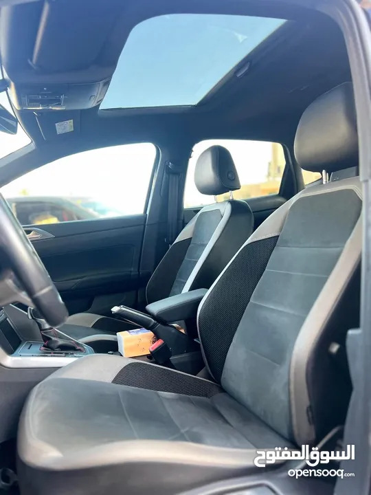 VW GTI 2000cc وقوة 207 حصان وقوة عزم 320 نيوتن
