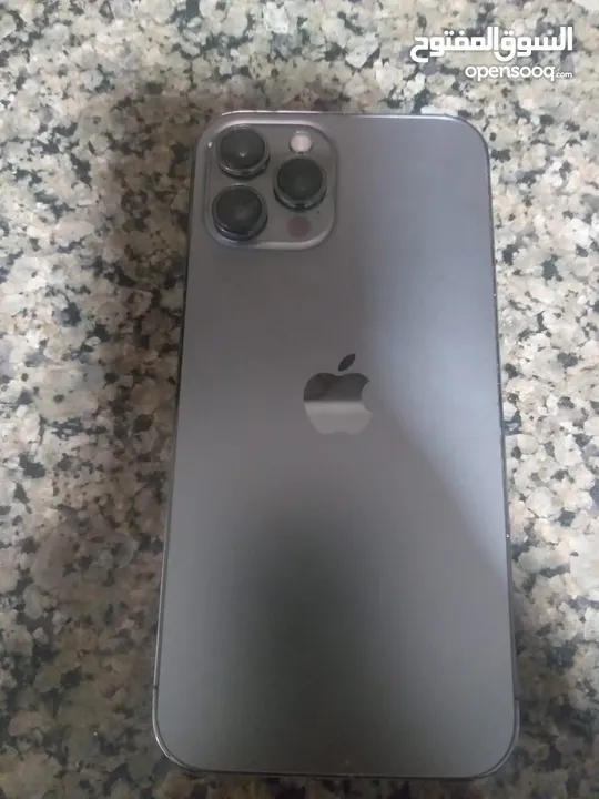 آيفون 12 برو ماكس