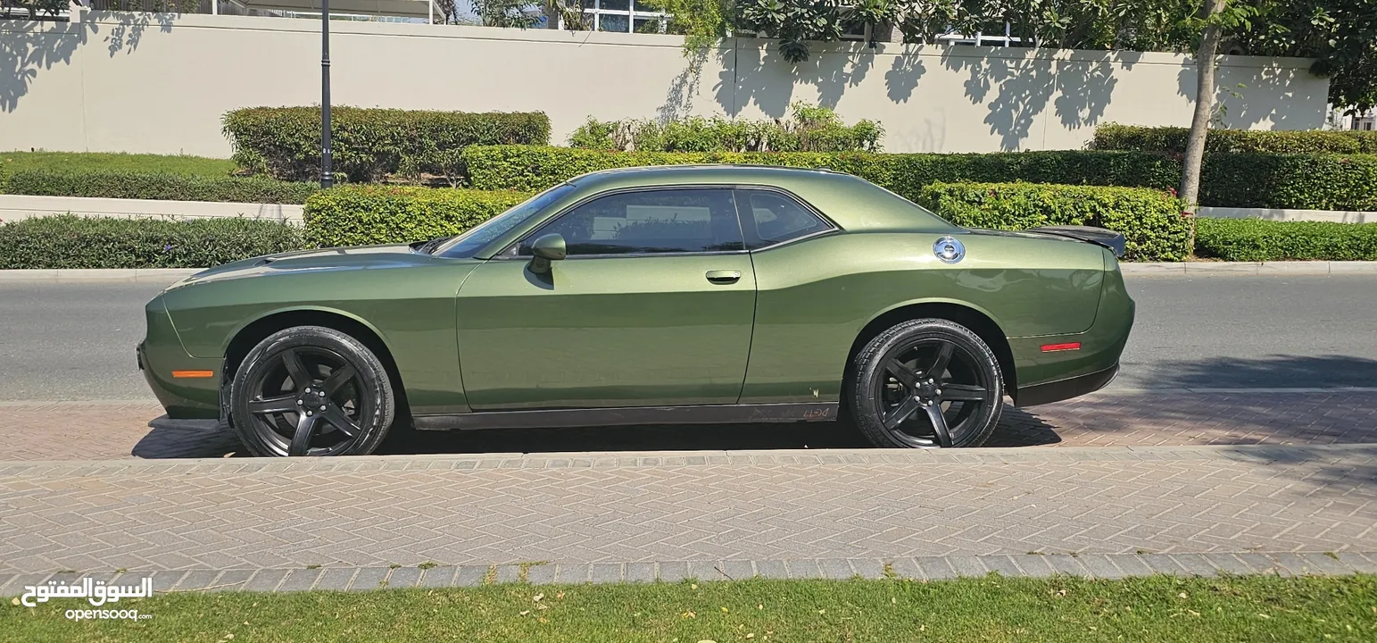 Dodge Challenger 6 Cylinder