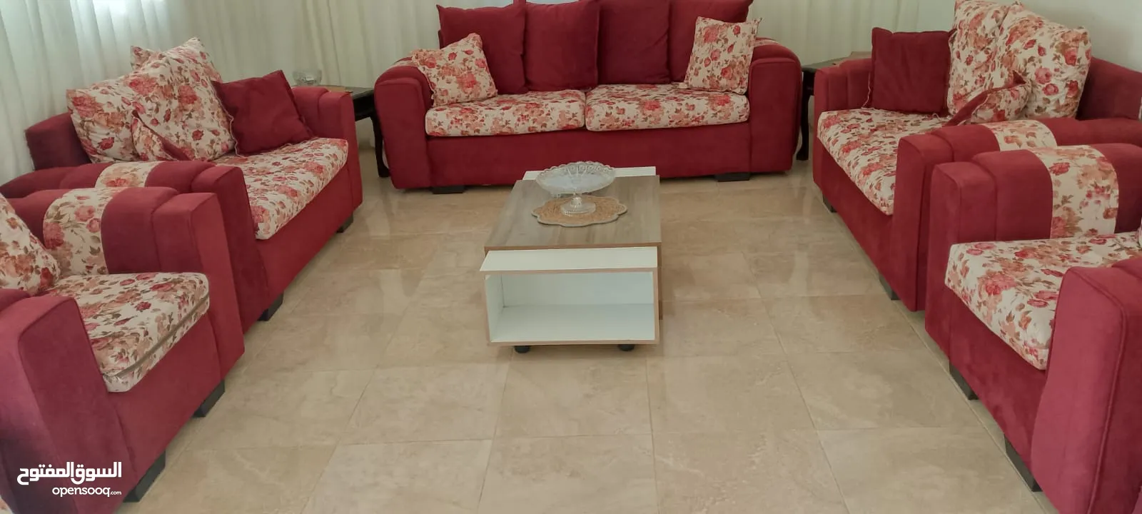 طقم كورنر بحاله ممتازه