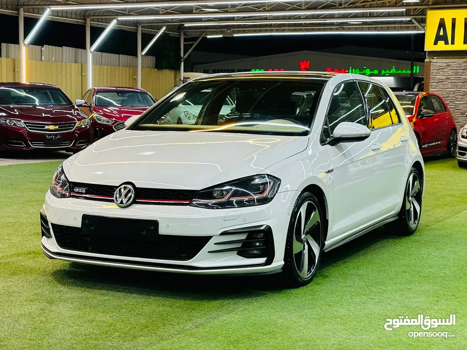 فولكس واجن جولف GTI خليجي بحالة ممتازة