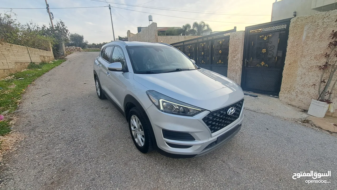 جيب هونداي توسان 2020 ديزل 4×4  يد اولا ولا غرام بويه 2000 تيربو بسعر لقطه الله يبارك