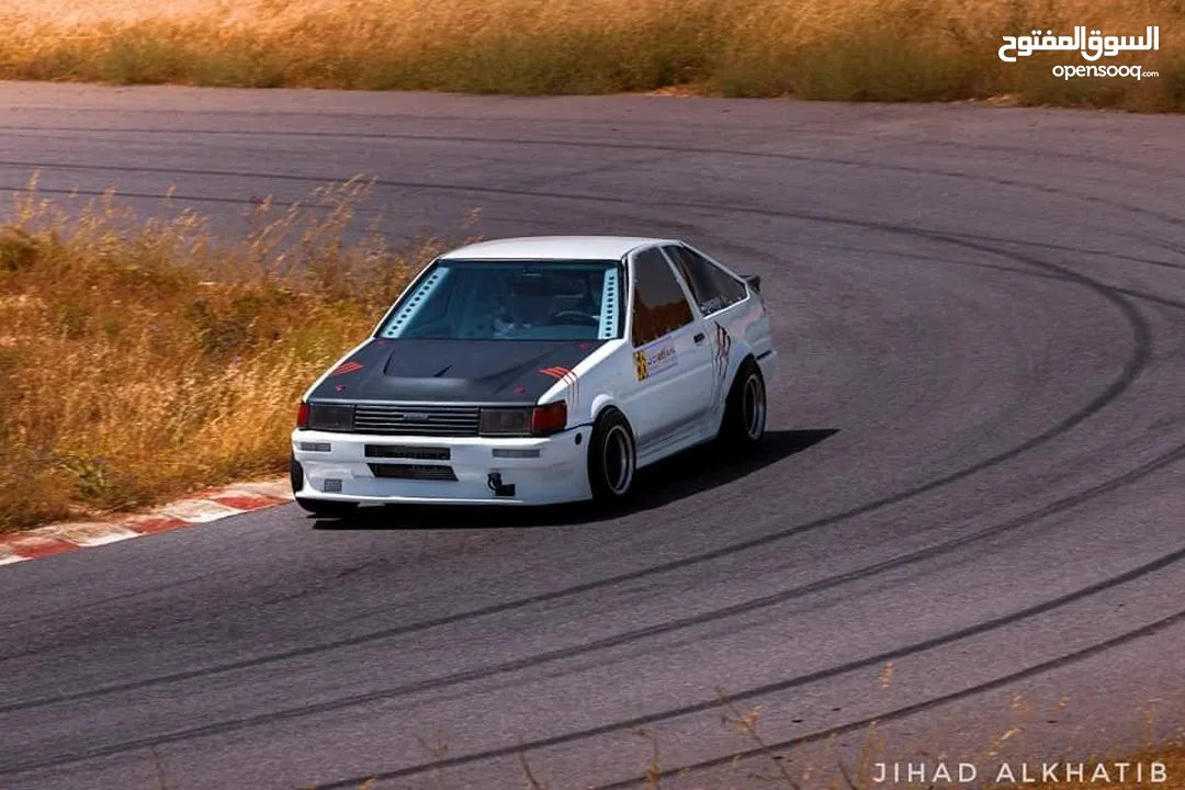 Toyota Corolla AE86 Levin 1984