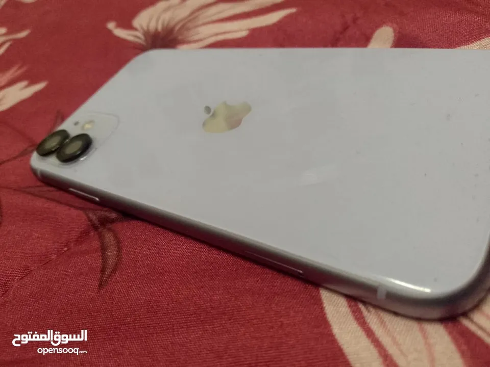 آيفون 11 عادي مساحة 64 مش مفتوح يا البيع أو البدلة على الاحدث