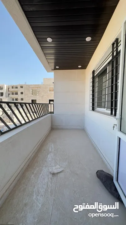 شقة جديدة للبيع طابق ارضي مدخل مستقل مع مطبخ راكب دوار الثقافة