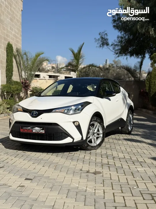 تويوتا C-HR ترخيص 2022 محرك 1800 هايبرد حصان 170