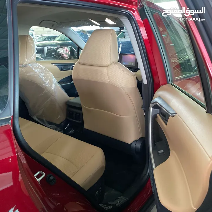 TOYOTA_RAV4_2023