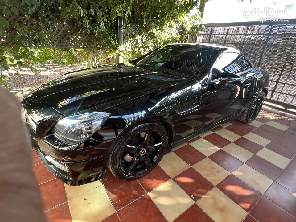 مرسيدس slk ممشى جدا قليل فحص 7 جيد مواصفات خاصه  Mercedes Slk