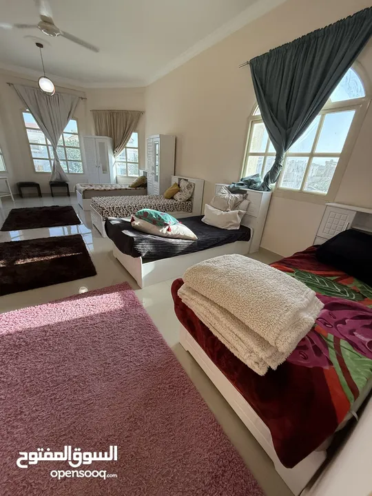 بدون عموله افخم سكن مشترك بنات وشباب في عجمان المويهات و الروضة شامل جميع الخدمات فرش جديد اول ساكن