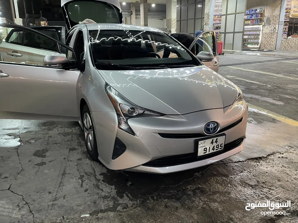 تويوتا بريوس -ليثيوم -Toyota Prius 2017 / 2017