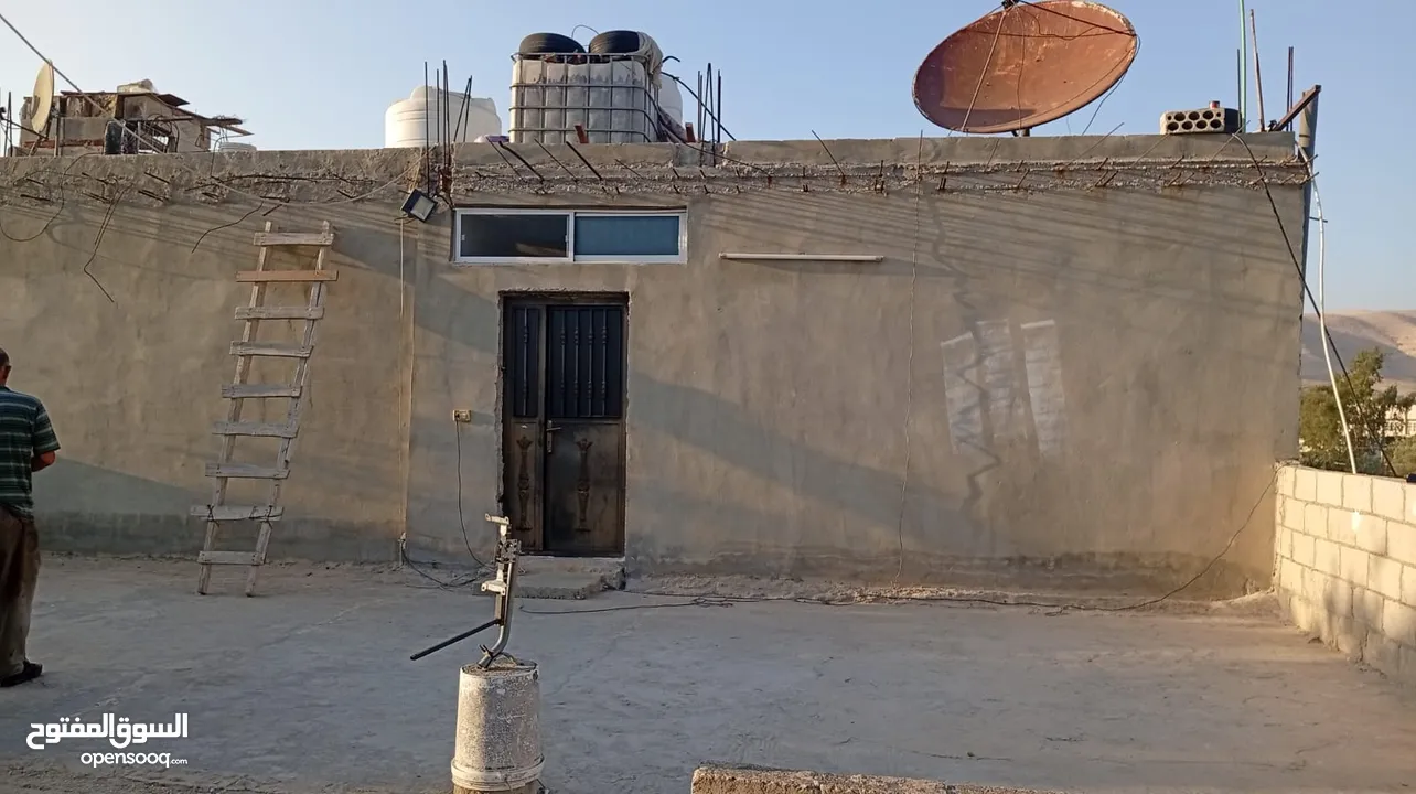 بيت مستقل طابقين