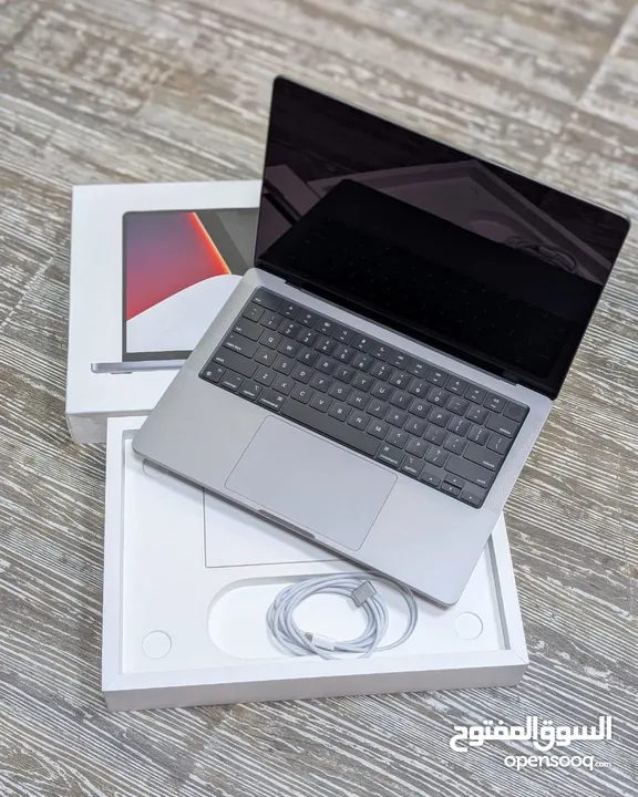 MacBook M2 Pro 2022 للبيع