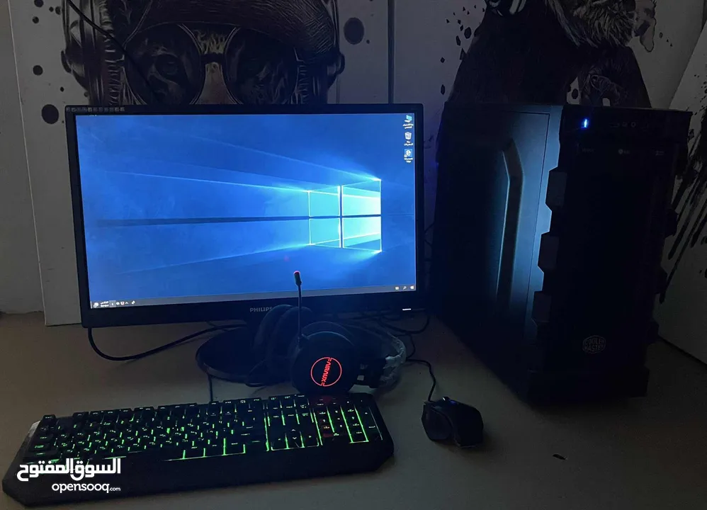 للبيع جهاز كمبيوتر PC Gaming
